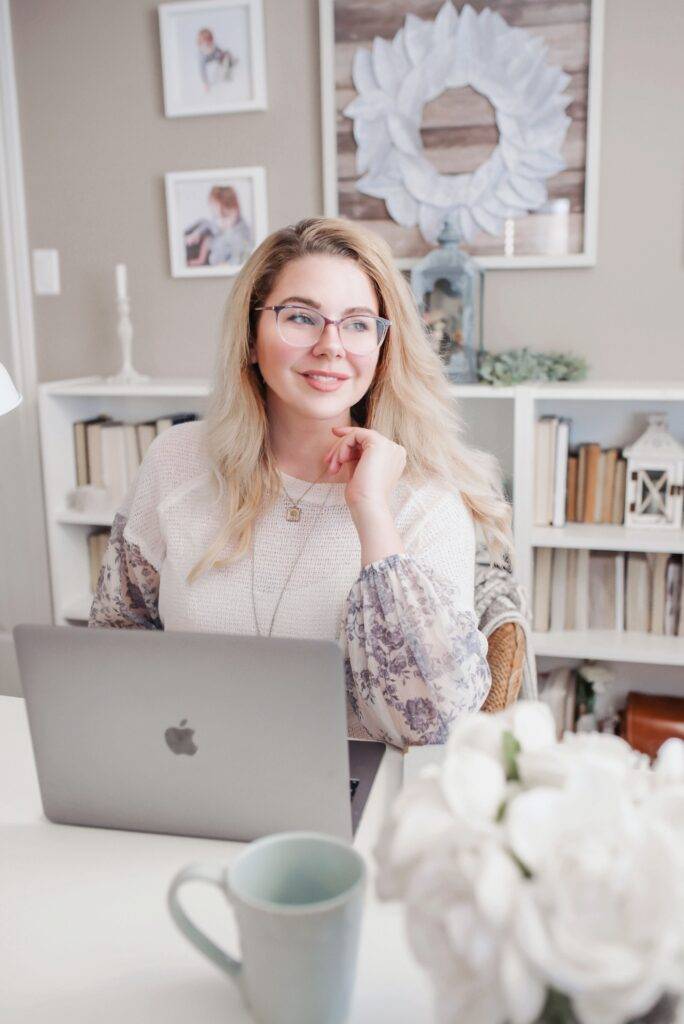 Woman on computer updating her LinkedIn Profile